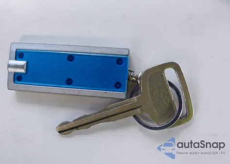 1994 Toyota Camry Dx z USA, uszkodzony, nr VIN 4T1SK11E6RU339852